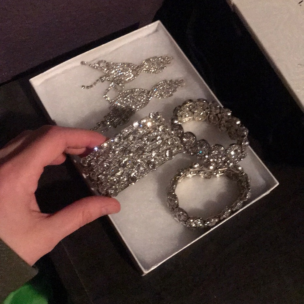 Fitness Comp Jewelry